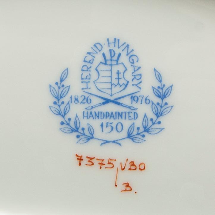 Vaser, skålar mm 13 dlr Herend porslin 1900-talets andra hälft.