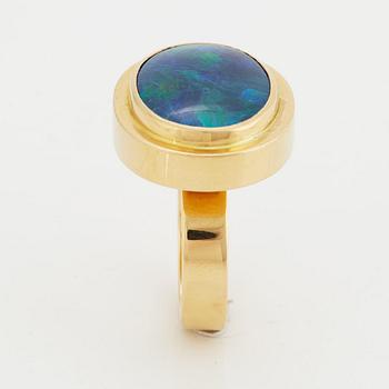 SIGURD PERSSON, Ring med opal.