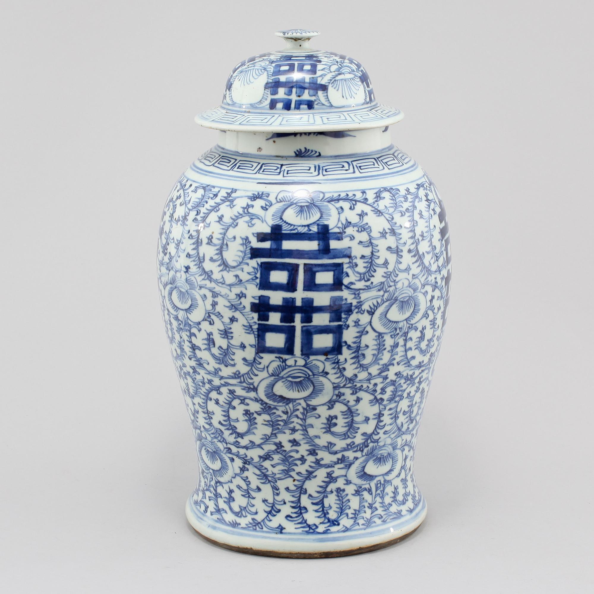 LOCKURNA, porslin, Kina, omkring sekelskiftet 1800/1900.