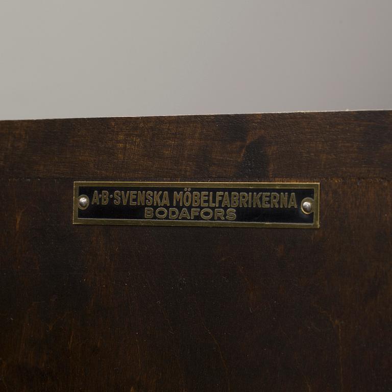 SIDEBOARD, Svenska Möbelfabrikerna i Bodafors, 1920/30-tal.