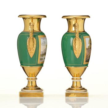 A pair of Empire vases, 19th century.