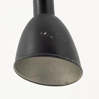 Bordslampa, modell 15102, Böhlmark. 1930-tal.