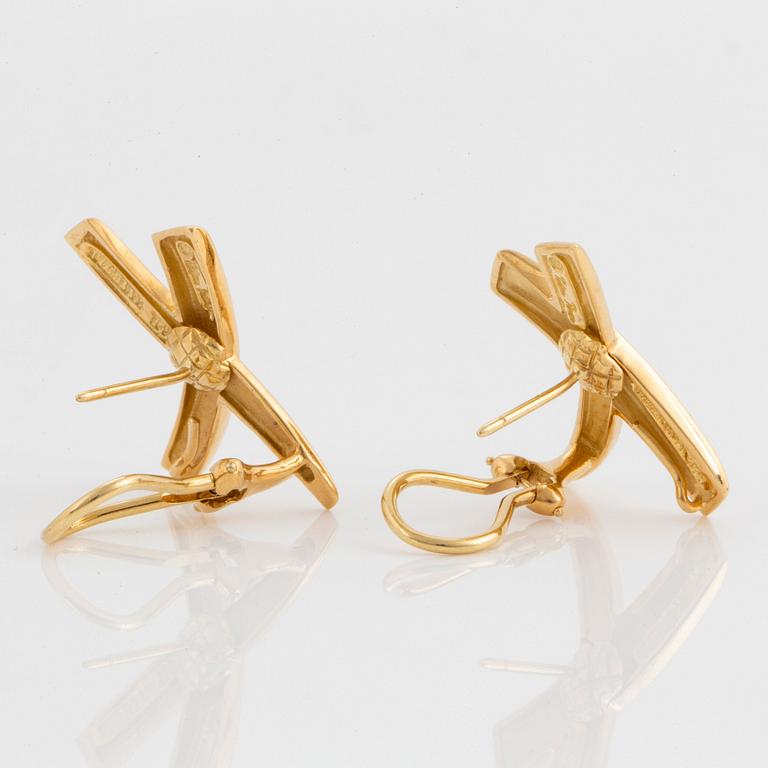 A pair of Paloma Picasso Tiffany earrings "Criss Cross" in 18K gold.