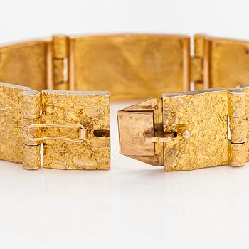 Björn Weckström, a 14K gold 'Velvet clouds' bracelet for Lapponia 1968.