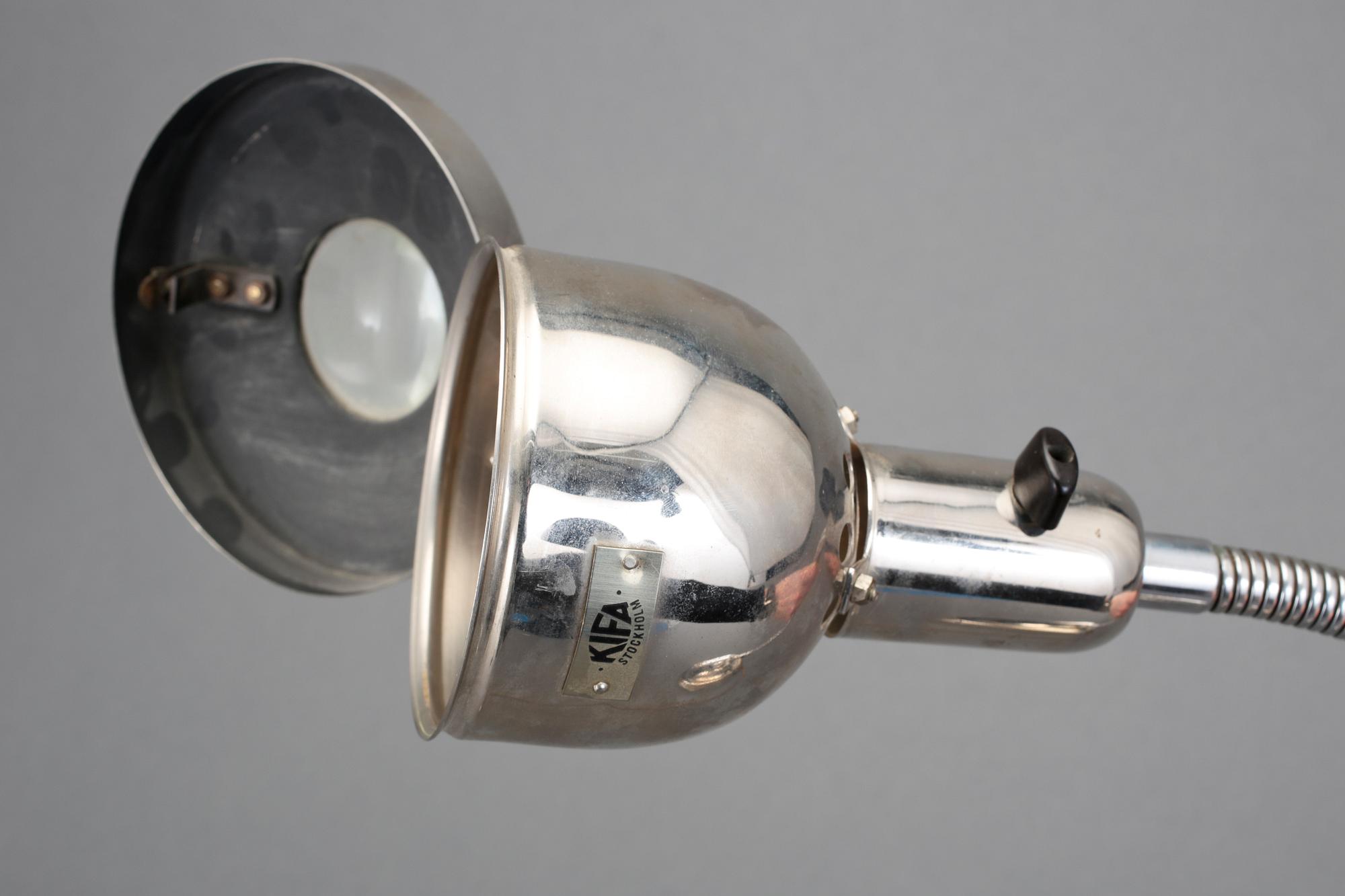 BORDSLAMPA, Kifa, Stockholm. Omkring 1900-talets mitt.