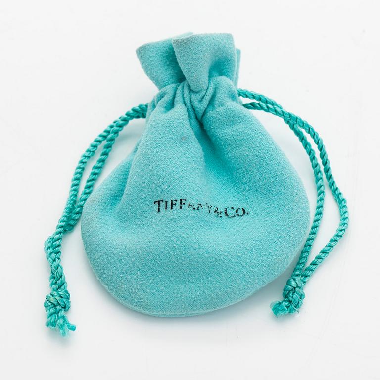 Tiffany & Co, halsband "Metro Cross", 18K vitguld och diamanter.