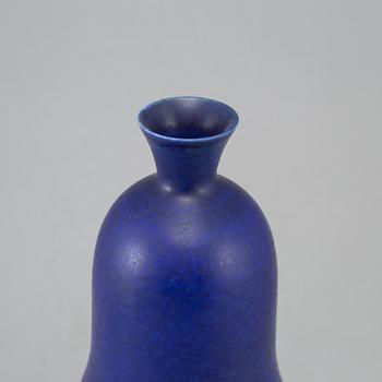 CARL-HARRY STÅLHANE, a unique stoneware vase, Rörstrand, Sweden 1940's.