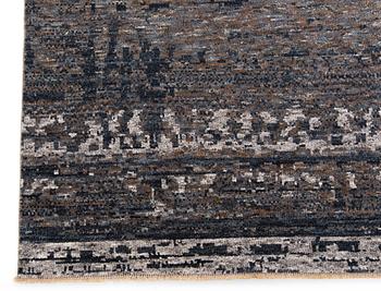 Matta, Agra, Moder Design, ca 365 x 270 cm.