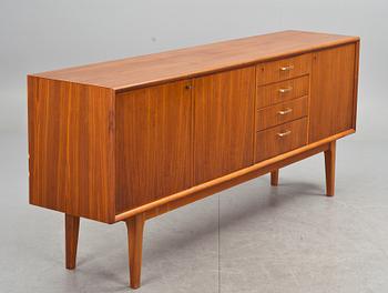 SIDEBOARD, Möbelfabriken Linden, 1900-talets andra hälft.