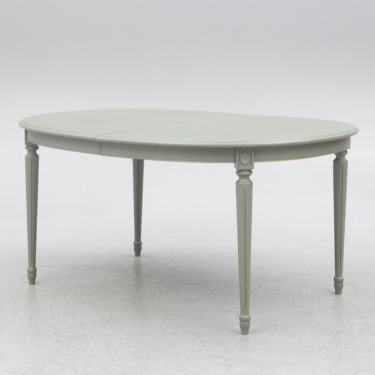 Dining table, with 2 armchairs and 6 chairs, Gustavian style, late 20th century.