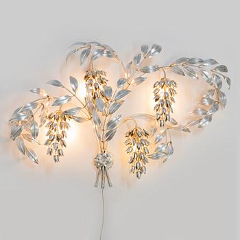 A floral wall lamp, probably Italy, second half of the 20th Century.