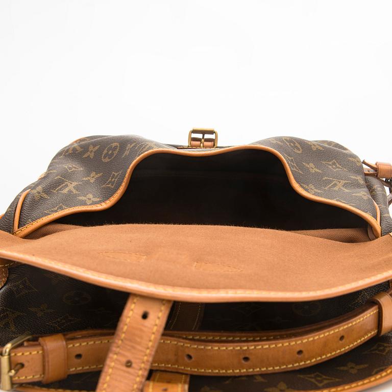 Louis Vuitton, väska, "Saumur 30".