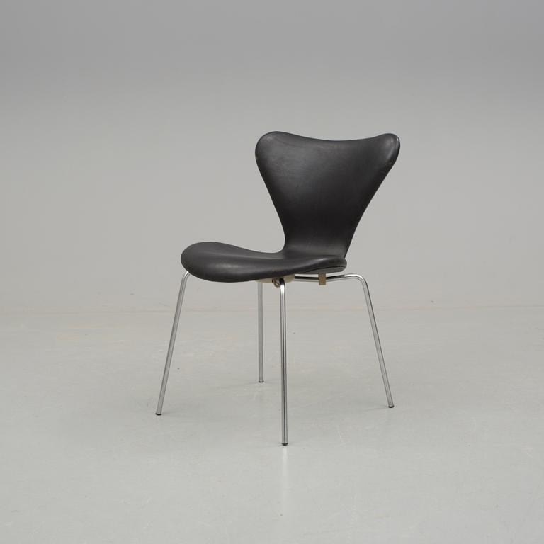 STOL, "Sjuan", Arne Jacobsen, Fritz Hansen, 1971.