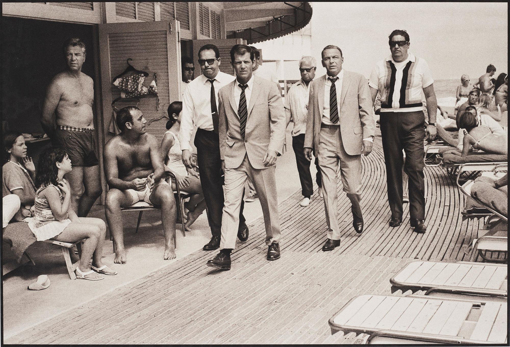 Terry O'Neill, 'Frank Sinatra, Miami Beach, 1968'.