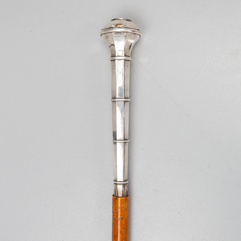 Kommandostav/ordensstav, med beslag i silver, Bröderna Lundqvist AB, Falun 1927.