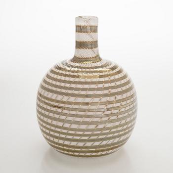 Oiva Toikka, a glass bottle, Pro Arte "Ranta" (Beach) series, signed O. Toikka Nuutajärvi.