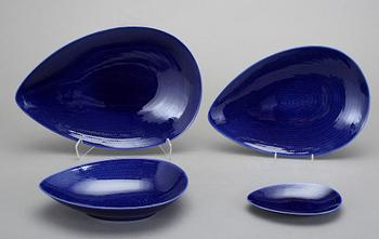 MATSERVIS, 69 delar, porslin, "Blå eld", Hertha Bengtsson, Rörstrand.