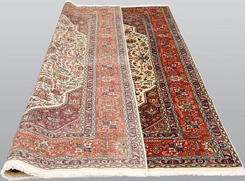 A Tabriz carpet, approximately 298 x 198 cm.