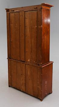 BOKSKÅP, 1800-talets mitt.