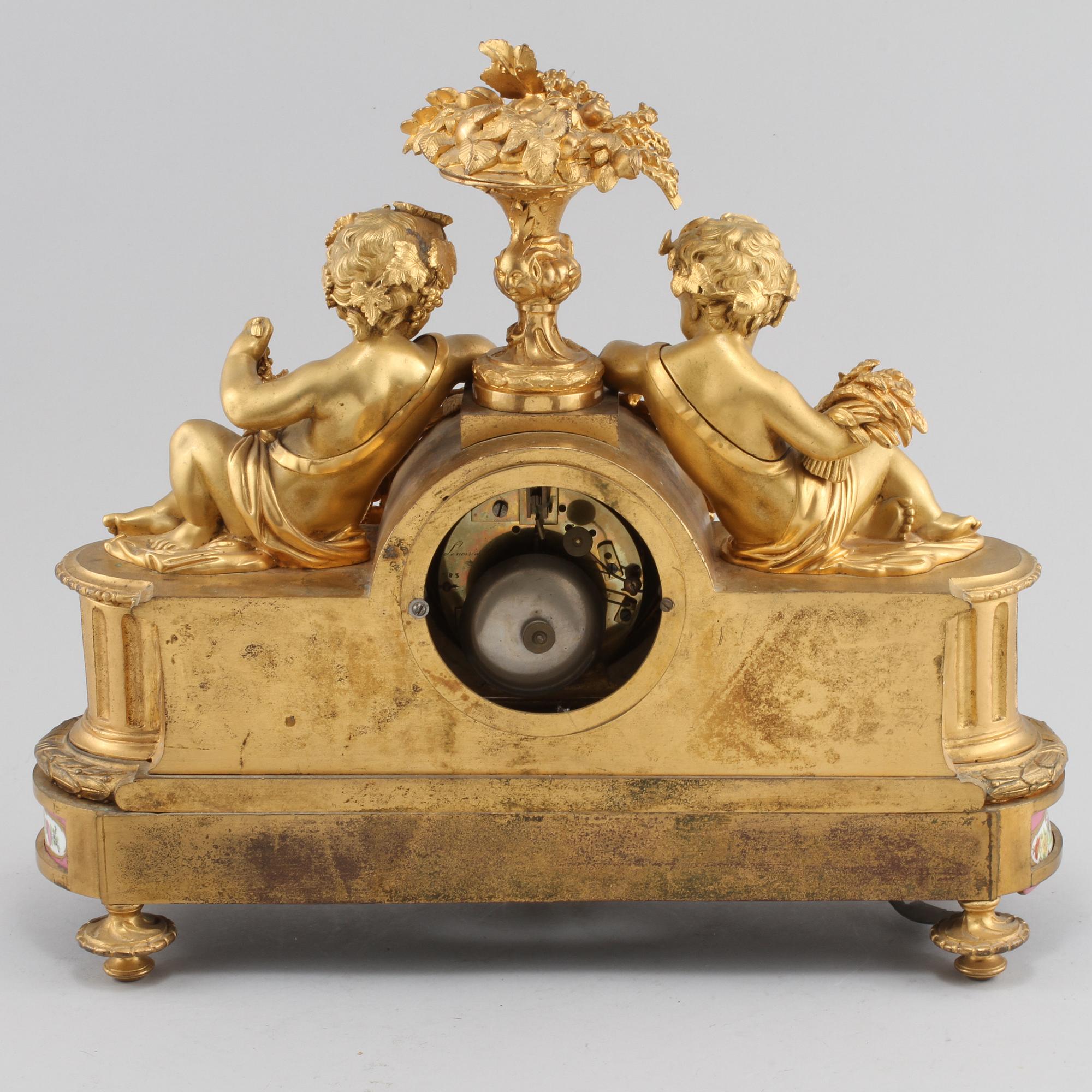 BORDSPENDYL, Louis XVI-stil, sent 1800-tal.