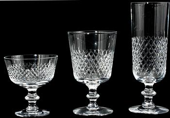SERVISDELAR, 48 st, glas, "Diamant", Vicke Lindstrand, Kosta, 1900-talets andra hälft.