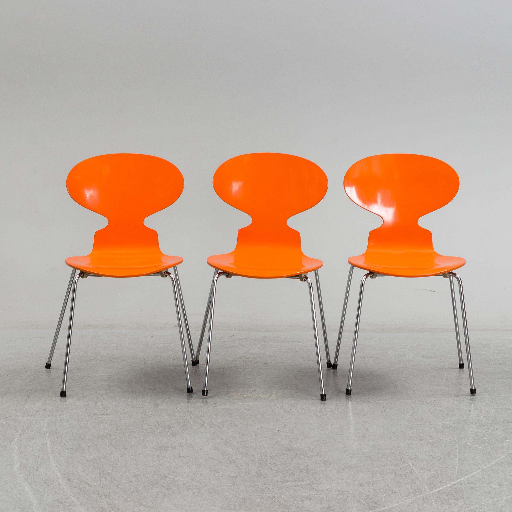ARNE JACOBSEN, stolar, 3 st, "Myran", Fritz Hansen, Danmark, 1980.