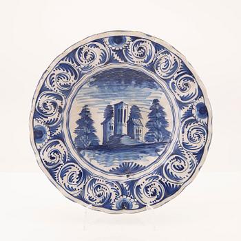 Buckelfat Holland 18th century faience.