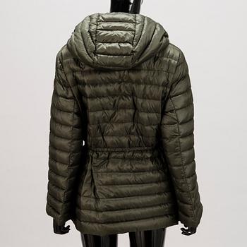 Moncler DAMJACKA i storlek 5.