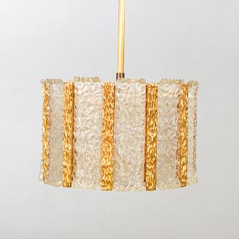 A mid 1900s ceiling lamp.