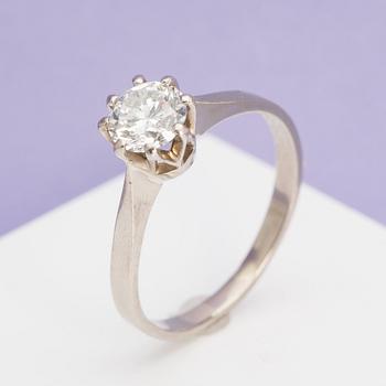 RING, 18K vitguld med briljantslipad diamant ca 1.00 ct.