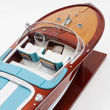 A mahogany model of 'Riva Aquarama Special', 2000's.