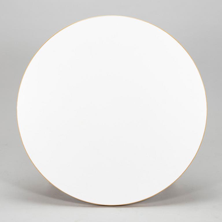 Alvar Aalto, A table model 90 A for Artek.