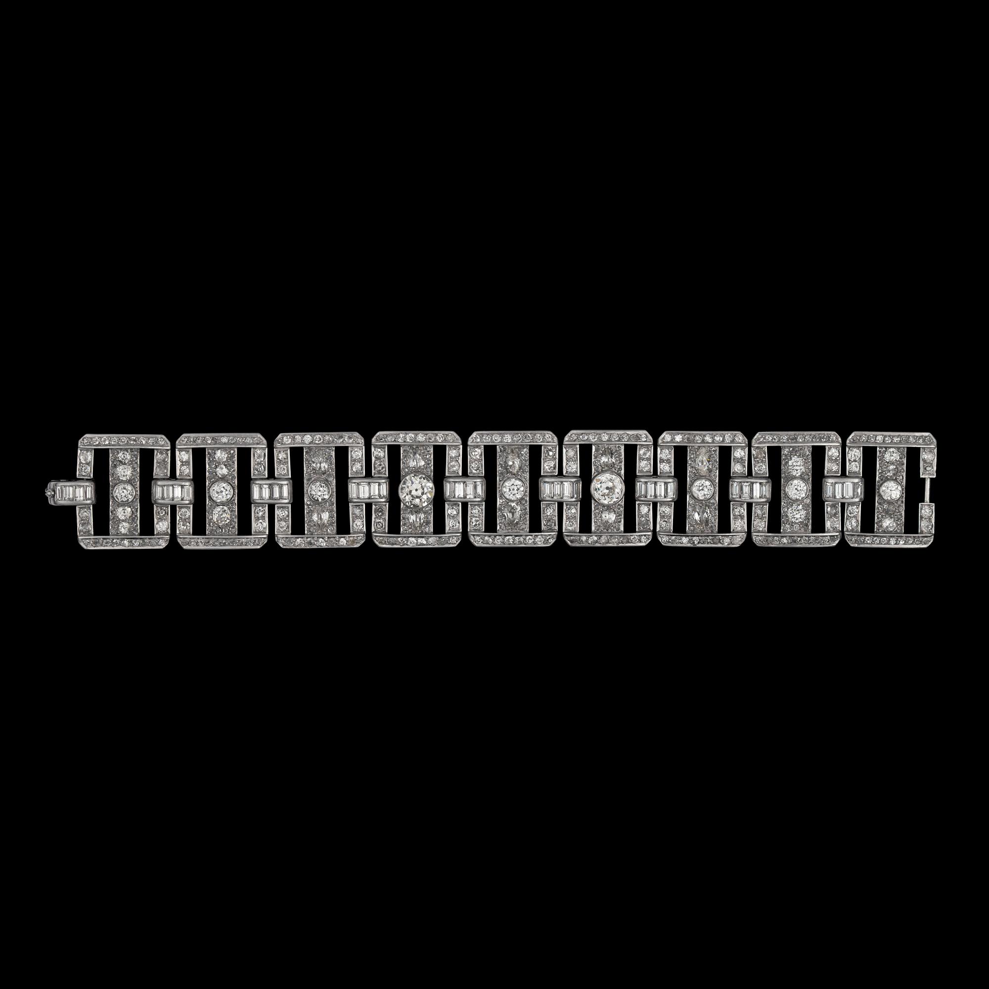 A diamond app. tot. 16.00 cts bracelet. Art Deco, ca 1910.