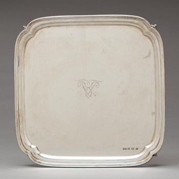 SALVER, Edward Viner Sheffield 1931, silver, vikt ca 1176 g.