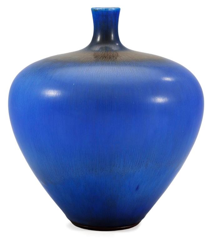 A Berndt Friberg stoneware vase, Gustavsberg studio 1975.