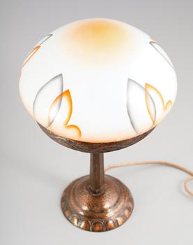 BORDSLAMPA, sk Strindbergslampa, 1900-talets första hälft.