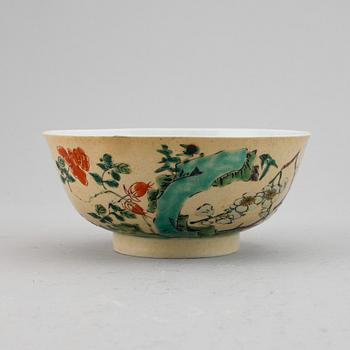 A famille verte bowl, Qing dynasty, Kangxi (1662-1722).