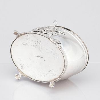 A Swedish 19th century silver sugar-casket, marks of Henrik Christoffer Klint the younger, Stockholm 1817.