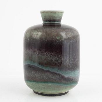 Berndt Friberg, a stoneware vase, Gustavsbergs studio, 1974.