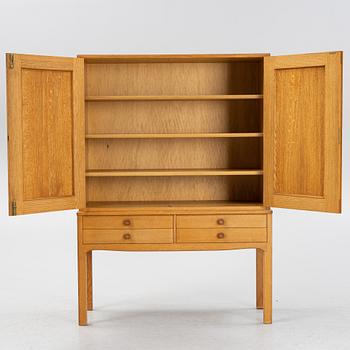 Carl Malmsten, an 'October' oak cabinet, second part of the 20th Century.