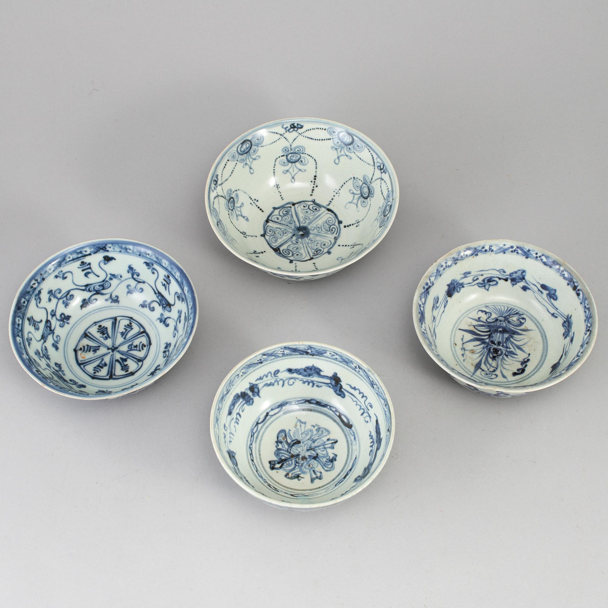 A group of five blue and white South East Asian ceramic bowls, 18th-20th Century.