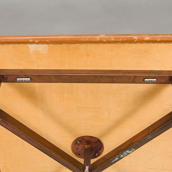 Ilmari Tapiovaara, sohva / nojatuoleja 3 kpl, valmistaja Lukkiseppo, 1900-luvun puoliväli.