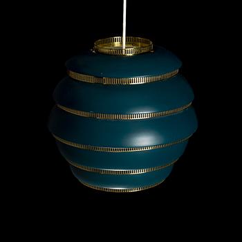 ALVAR AALTO, A CEILING LAMP. Beehive A331. Manufactured by Valaistustyö. Designed in 1953.