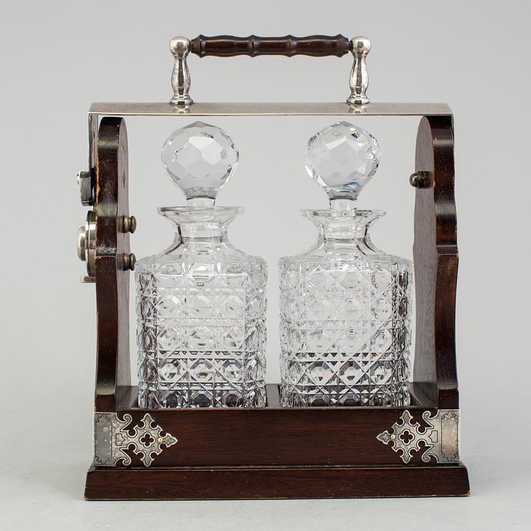 A BOTTLE HOLDER FOR TWO BOTTLES. 20th CENTURY.