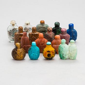 A set of 16 Chinese snuffbottles, 19th/20th Century.