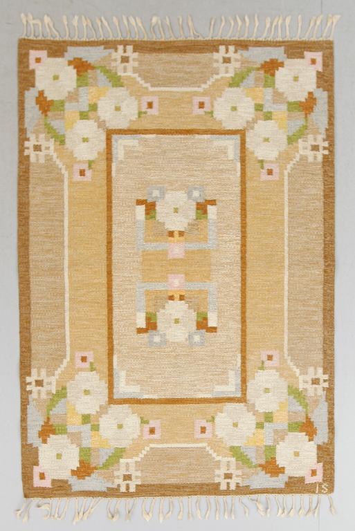 MATTA, rölakan, Ingegerd Silow, monogramsignerad IS. Ca 201 x 139 cm.