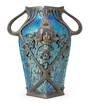771. A Loetz Art Noveau iridescent glass vase.