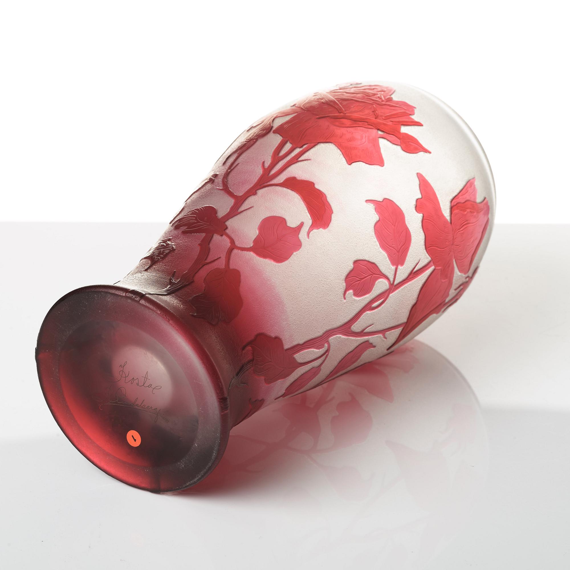 Karl Lindeberg, an Art Nouveau cameo glass vase, Kosta early 20th century.