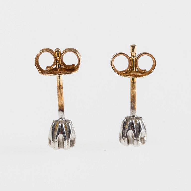ÖRHÄNGEN, 14K guld, briljantslipade diamanter tot. ca 0,10 ct.