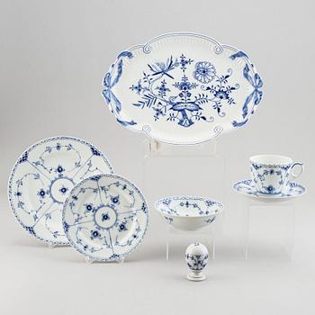 Royal Copenhagen, a 36 part porcelain service, 'Musselmalet' one part Meissen.
